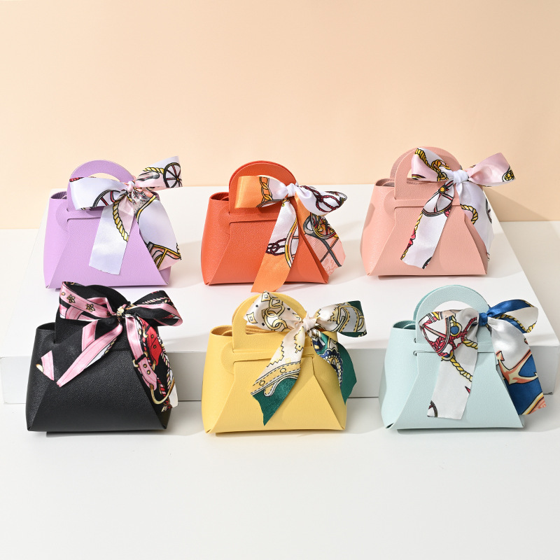 Wedding Supply List - 10 sacs cadeaux en cuir bleus