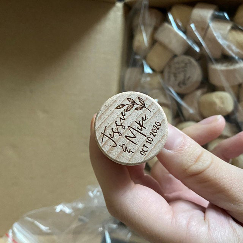 Bouchon de vin en bois personn - Wedding Supply List avis et prix