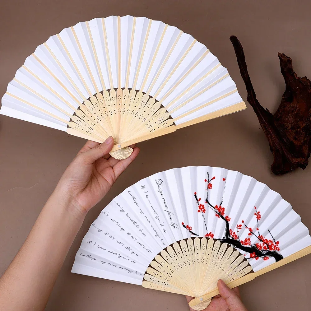 Éventail pliable en papier bla - Wedding Supply List avis et prix